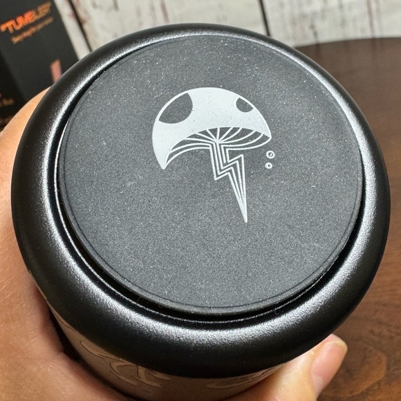 Everyday Dose 16 oz double walled stainless steel vacuum insulated Black tumbler - Picture 10 of 13